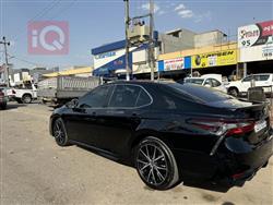 تۆیۆتا کامری